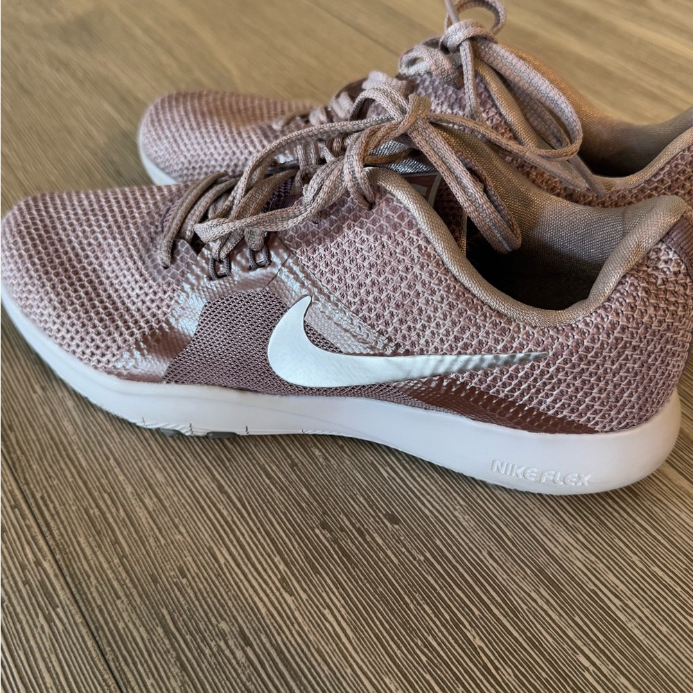 Nike Women's Flex Running Shoes - Pink